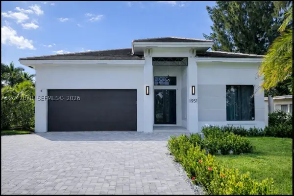 1951 SW 28th, Fort Lauderdale, FL 33312
