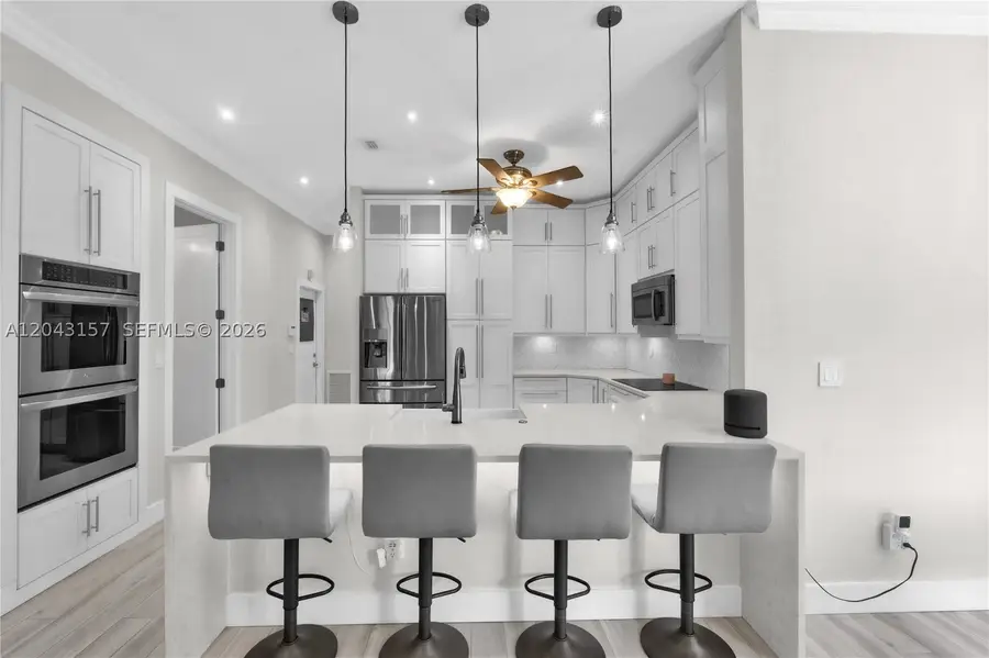 720 S Old Nob Hill, Plantation, FL 33324 - #2
