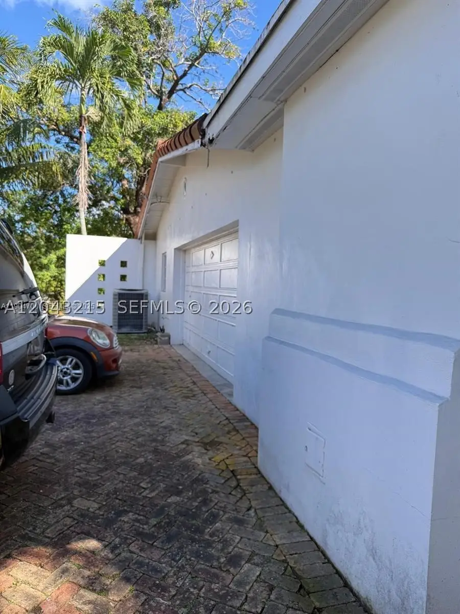 5600 SW 74th, Miami, FL 33143 - #1