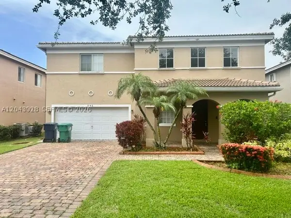 946 NW 206th, Miami Gardens, FL 33169