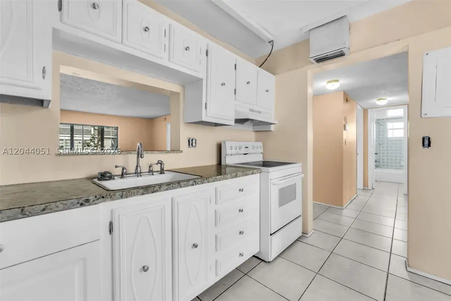 3940 NW 42nd #122, Lauderdale Lakes, FL 33319 - #3