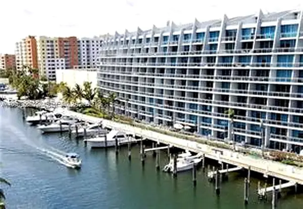 3001 NE 185th, Aventura, FL 33180