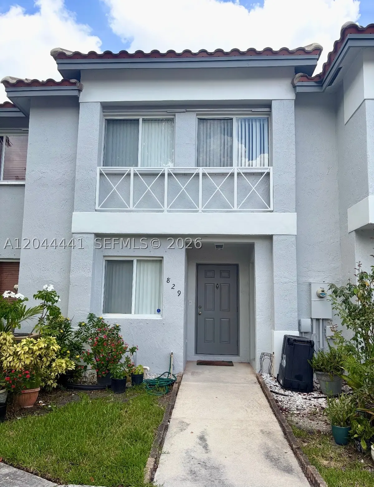 829 NW 208th, Pembroke Pines, FL 33029 - #1