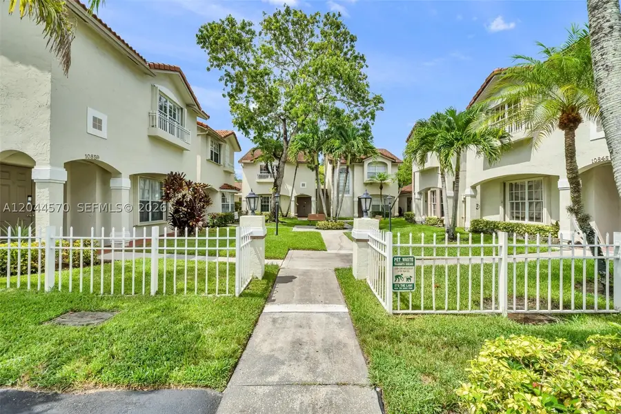10857 NW 8th, Pembroke Pines, FL 33026 - #3