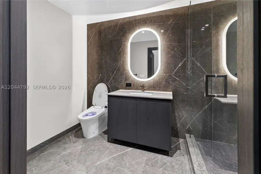 20 NE 11th #4703, Miami, FL 33132 - #3