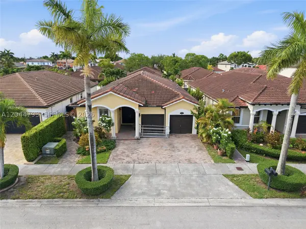 15125 SW 12th, Miami, FL 33194