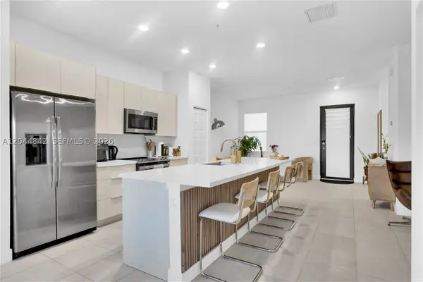 7819 NW 104th #23, Doral, FL 33178