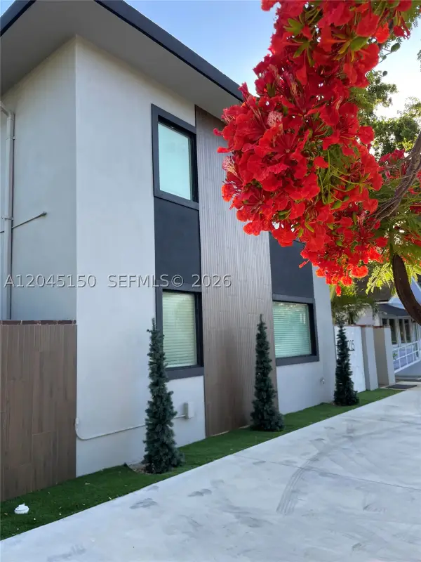 1215 E Broward, Fort Lauderdale, FL 33301