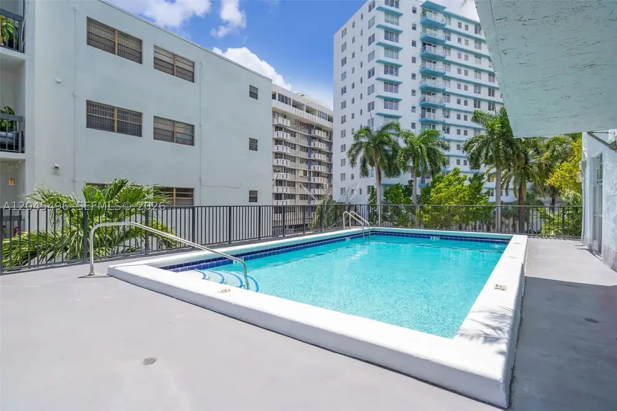 899 West #3M, Miami Beach, FL 33139 - #3