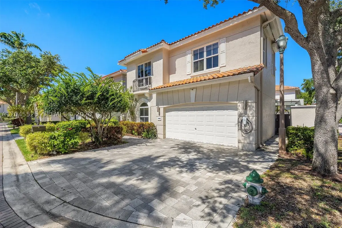 1549 Shoreline, Hollywood, FL 33019 - #1