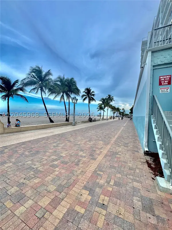 400 N Surf #RGB, Hollywood, FL 33019