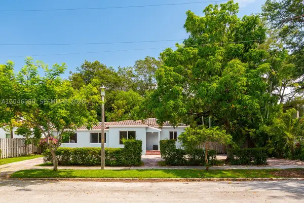 2215 Tequesta, Miami, FL 33133