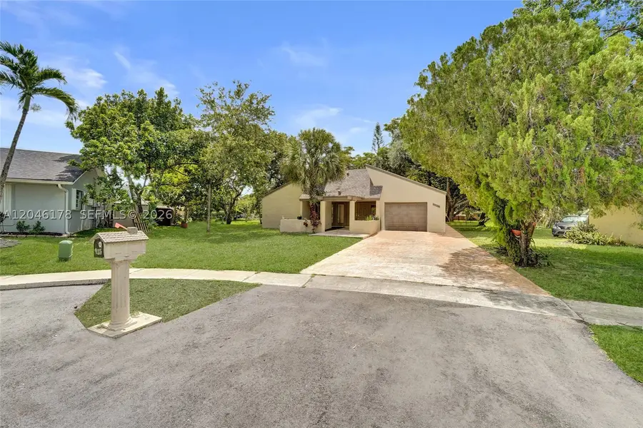 9120 SW 49th, Cooper City, FL 33328 - #2