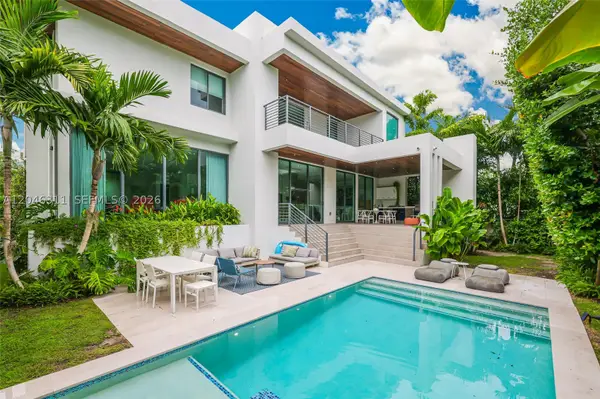 445 Ridgewood, Key Biscayne, FL 33149