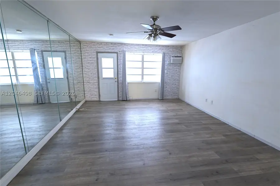 1245 Pennsylvania #8, Miami Beach, FL 33139 - #3