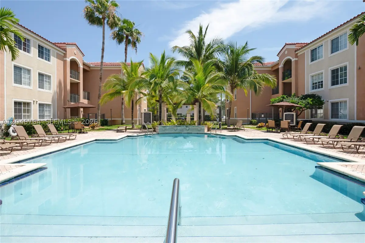 6851 SW 44th #208, Miami, FL 33155 - #1