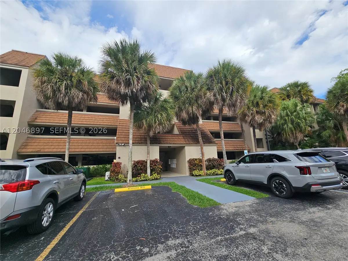 461 Ives Dairy #406-2, Miami, FL 33179 - #1