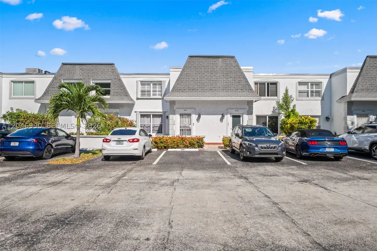 801 NE 27th, Hallandale, FL 33009 - #1