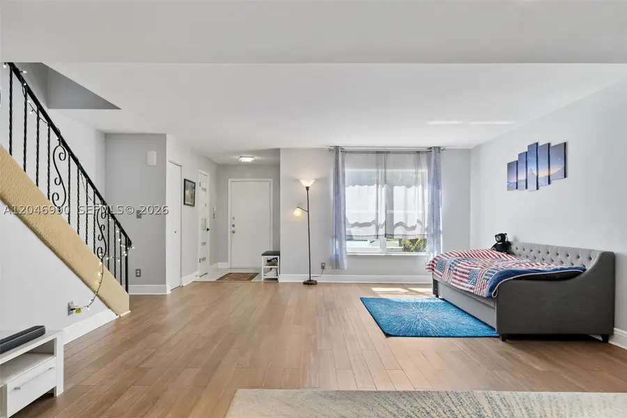 801 NE 27th, Hallandale, FL 33009 - #2