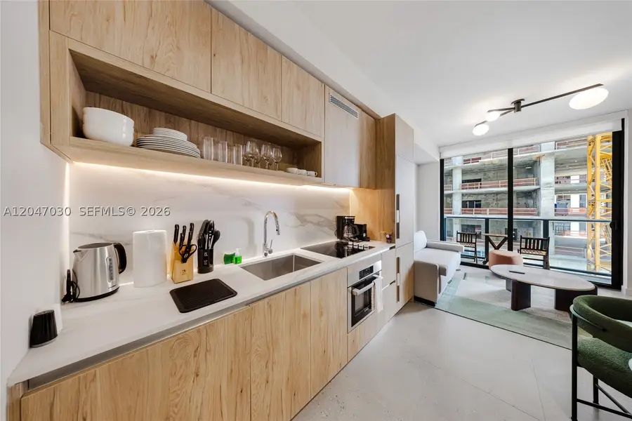 11 NE 6th #2903, Miami, FL 33132 - #2