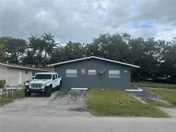 353 SW 19th, Fort Lauderdale, FL 33312