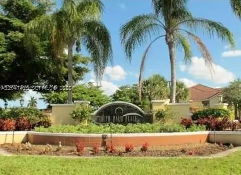 7630 Westwood #305, Tamarac, FL 33321