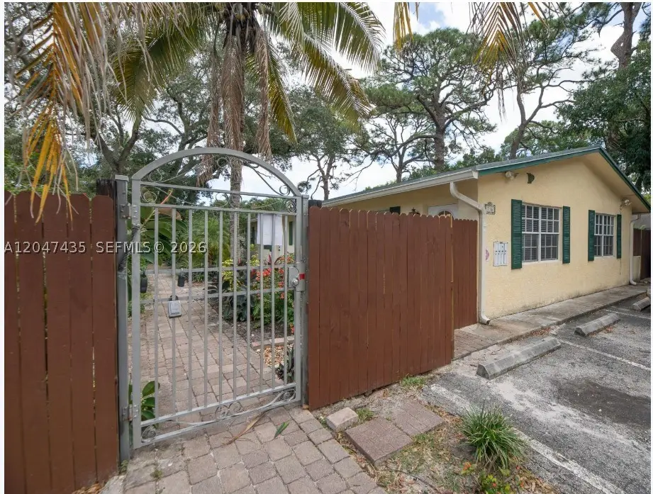 716 SW 14th #3, Fort Lauderdale, FL 33312 - #1