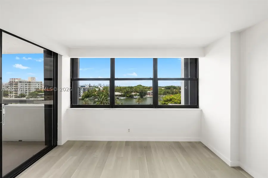 2555 Collins #706, Miami Beach, FL 33140 - #3