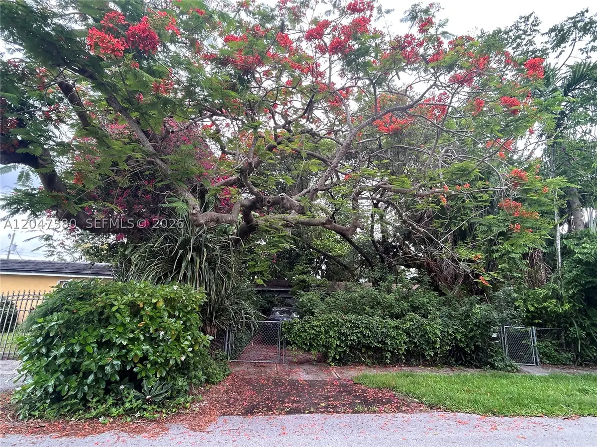8285 SW 47th, Miami, FL 33155 - #1