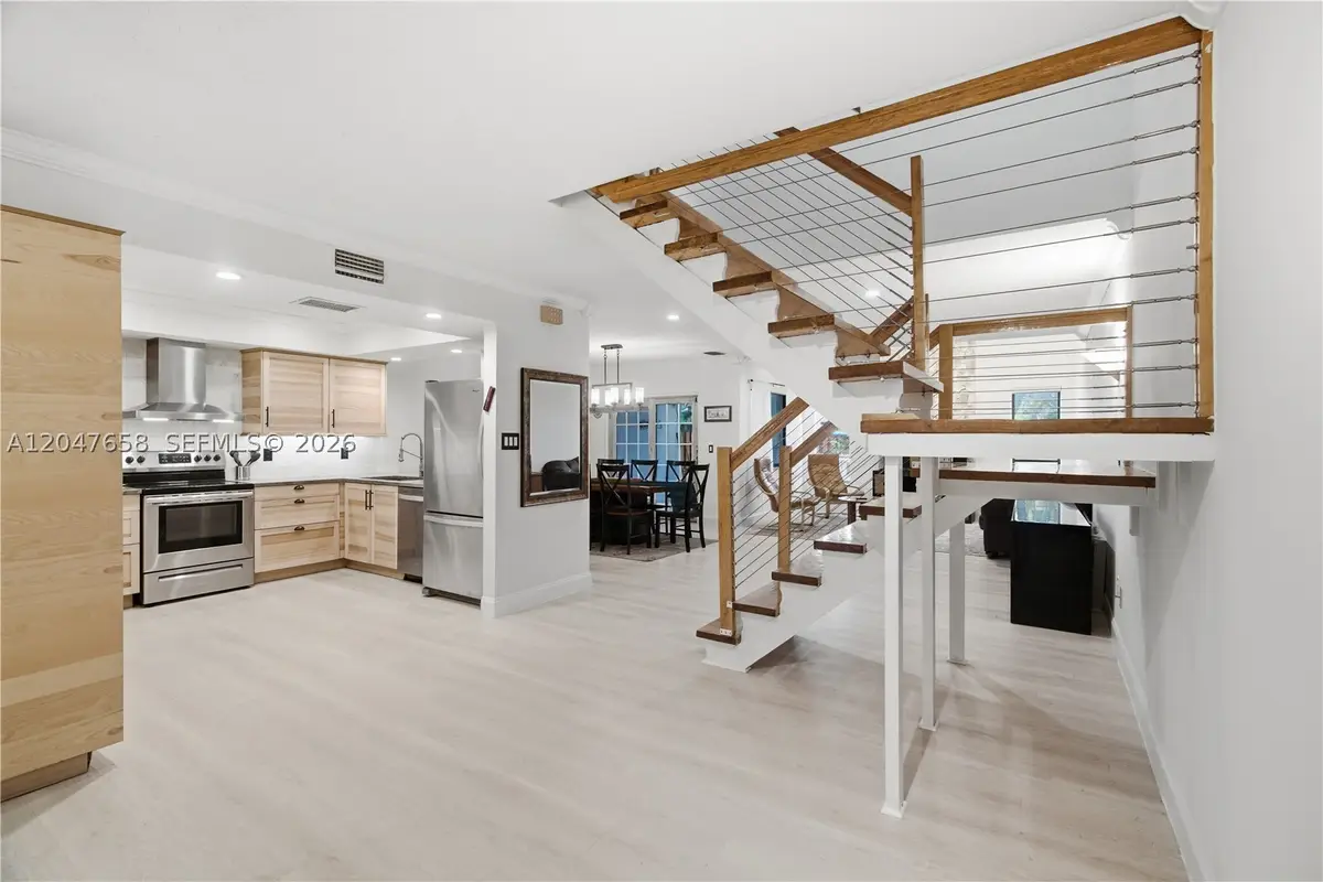 2822 N 34th, Hollywood, FL 33021 - #1