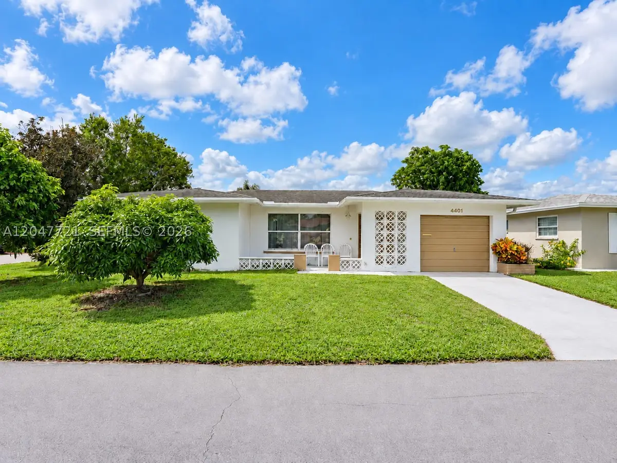 4401 NW 43rd, Tamarac, FL 33319 - #1