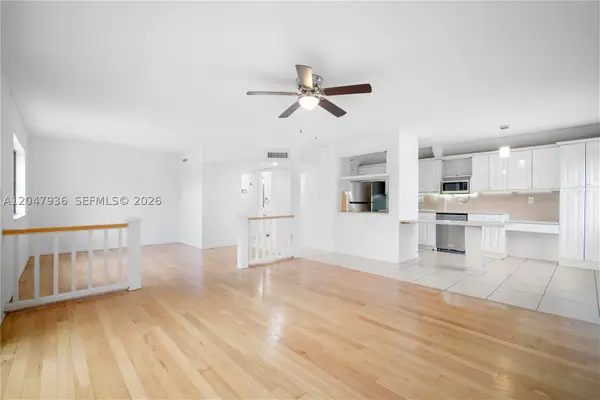 1891 N 61st #B215, Hollywood, FL 33024