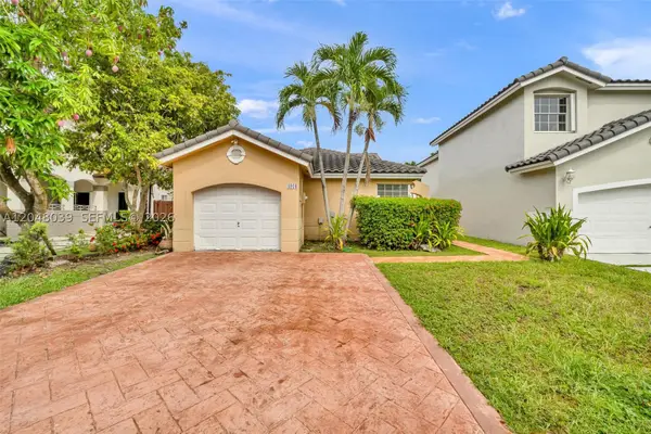 4916 SW 154th, Miami, FL 33185