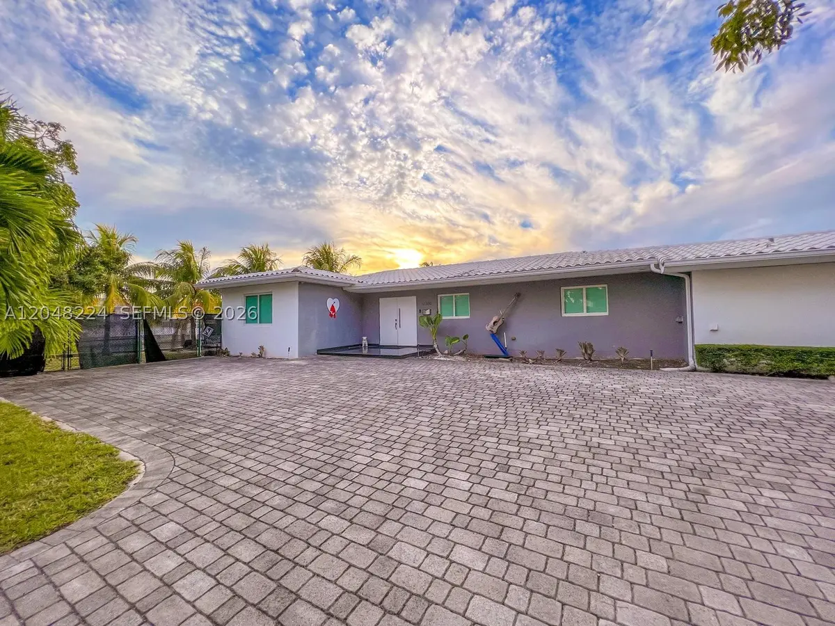 Address Withheld By Seller, North Miami, FL 33181 - #1