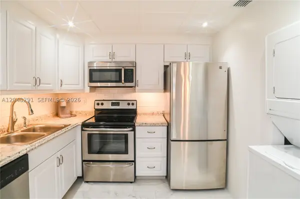 130 Cypress Club #324, Pompano Beach, FL 33060