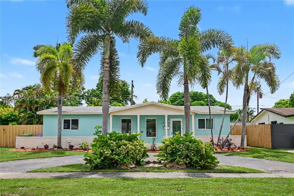 301 SW 65th, Pembroke Pines, FL 33023