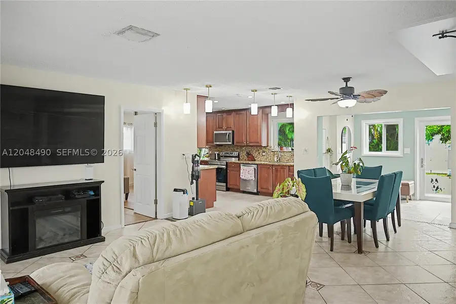 301 SW 65th, Pembroke Pines, FL 33023 - #3