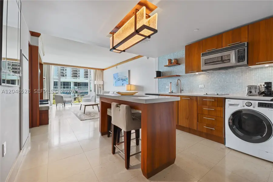 6801 Collins #516, Miami Beach, FL 33141 - #2
