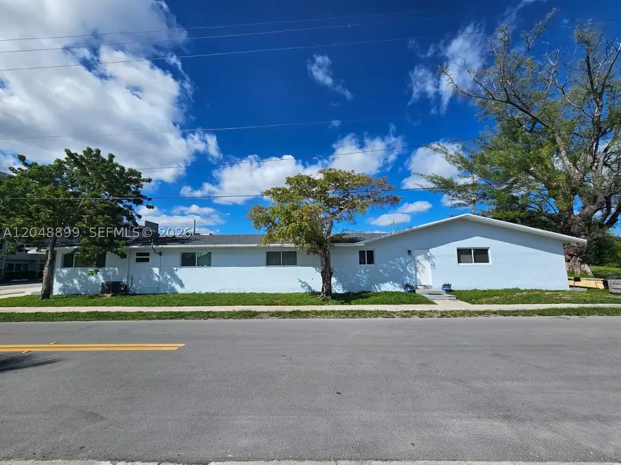 329 SE 2nd, Hallandale, FL 33009 - #2