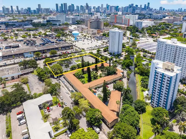1902 NW 14th, Miami, FL 33125