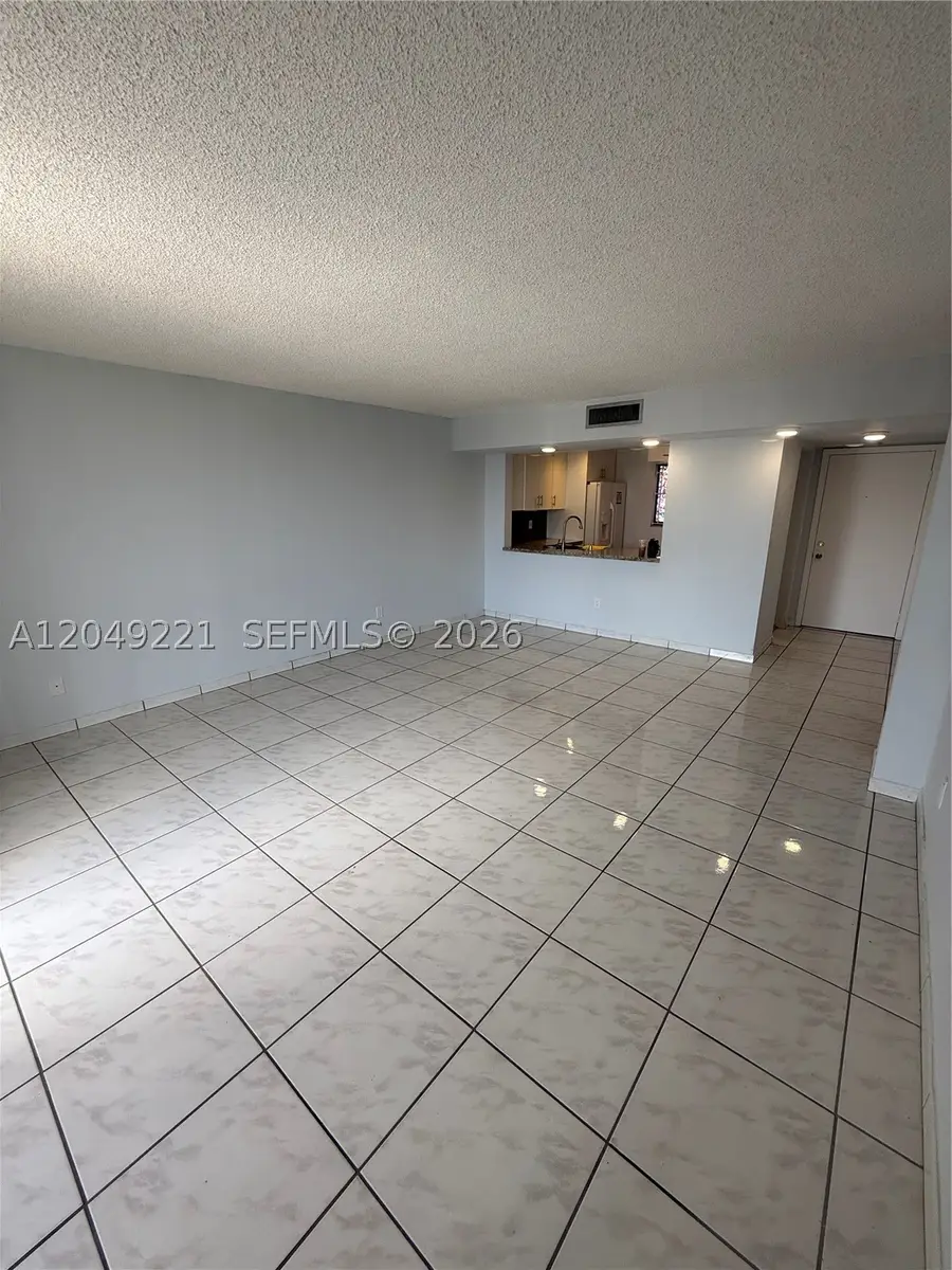 8625 NW 8th #420, Miami, FL 33126 - #3