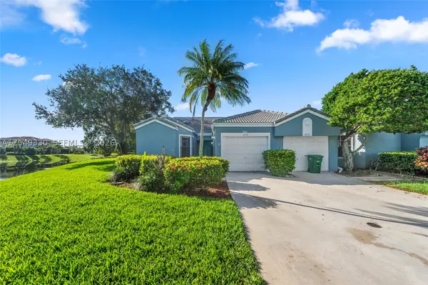 8220 Waterford, Tamarac, FL 33321