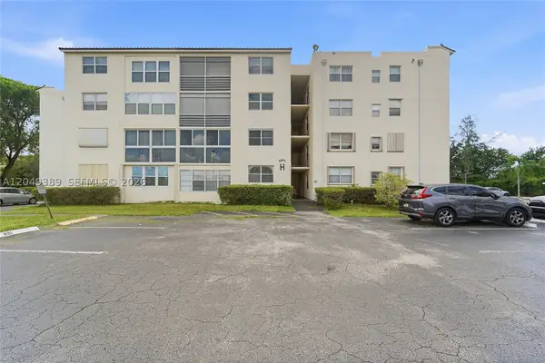 2871 Somerset #103, Lauderdale Lakes, FL 33311