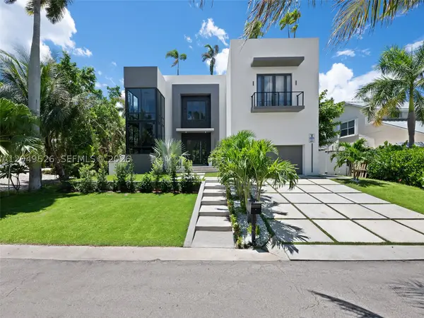 638 Lakeside, Boynton Beach, FL 33435