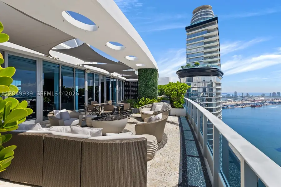 200 Biscayne Boulevard #PH-5404, Miami, FL 33131 - #2
