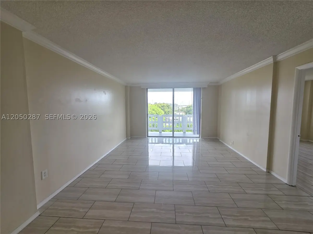 15600 NW 7th #511, Miami, FL 33169 - #1