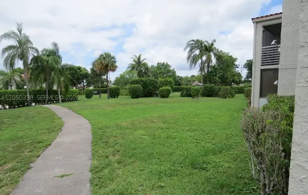 7435 Woodmont #101, Tamarac, FL 33321