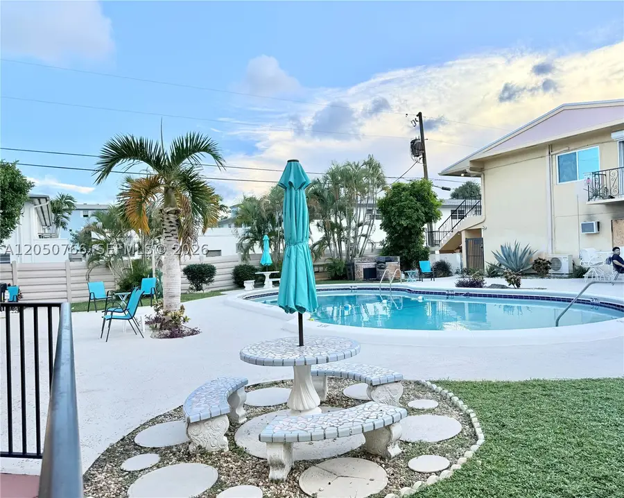 3600 Harrison #16B, Hollywood, FL 33021 - #2