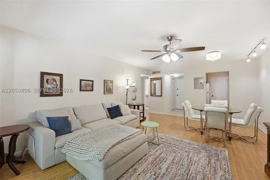 1205 Mariposa #403, Coral Gables, FL 33146 - #2