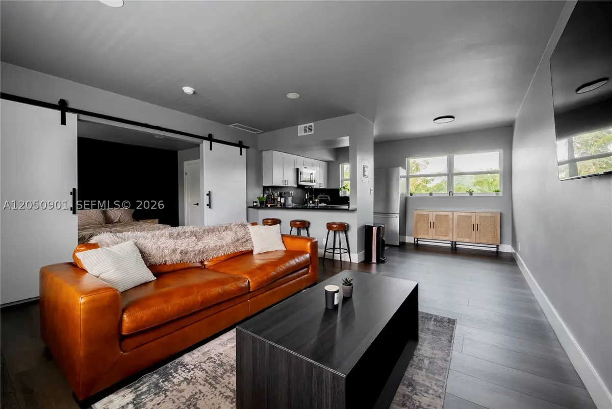 609 NE 13th #302, Fort Lauderdale, FL 33304 - #1